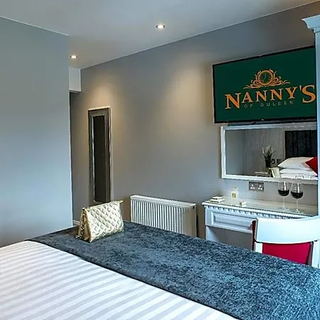 Ξενοδοχείο Nannys *